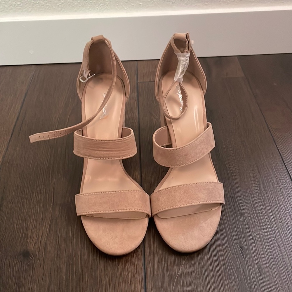 Brand New Nude block Heel